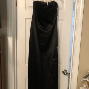 Elegant Black Strapless Dress